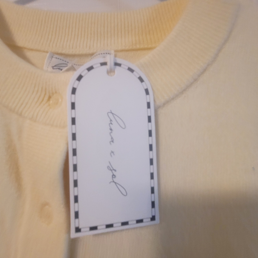 2 Cardigans - Picture 3 of 4